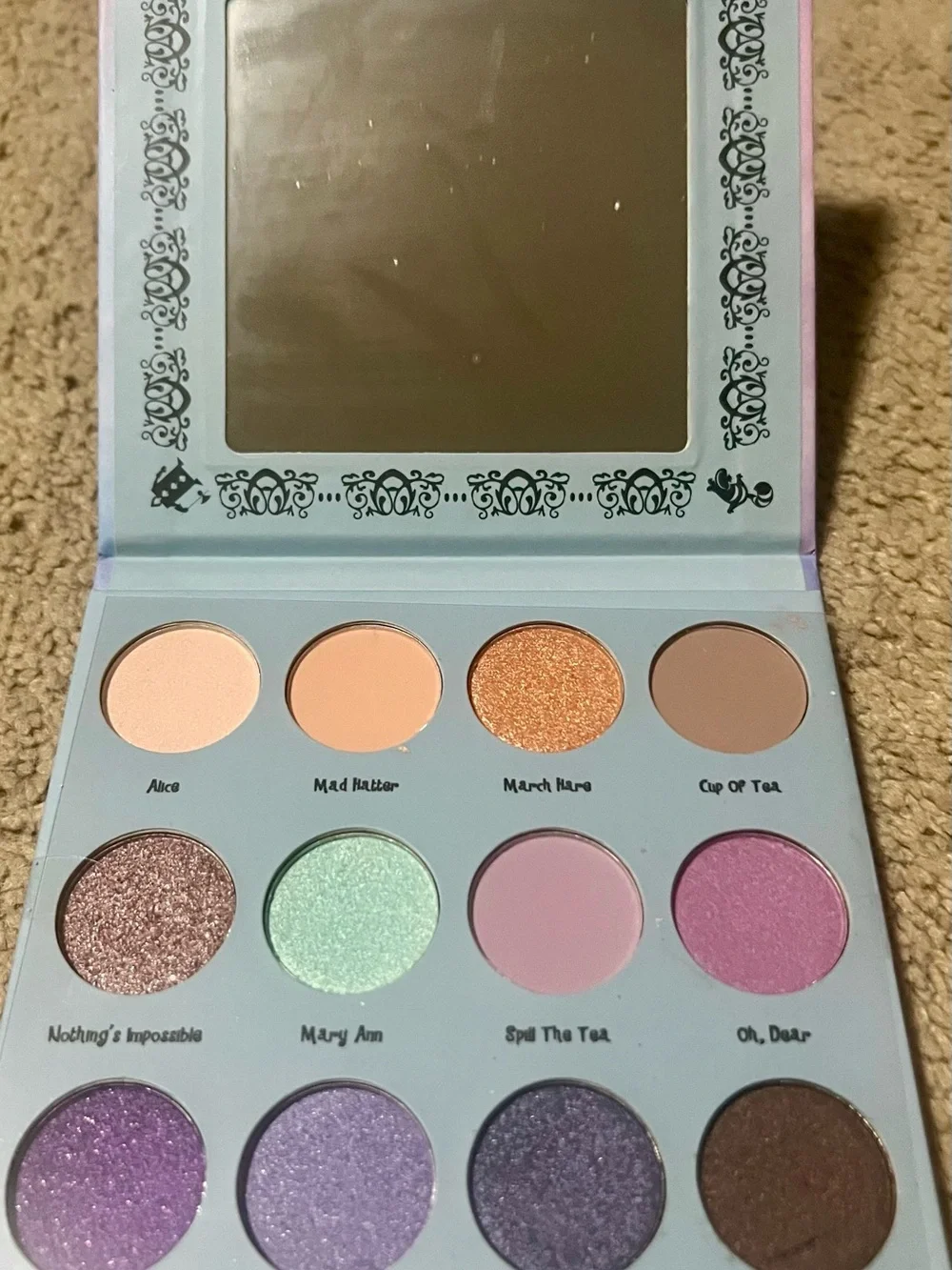 Neutral and Earth Tone Eyeshadow Palette - 12 Shade Matte & Shimmer Set